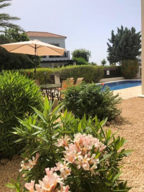 Villa Denis, Marine Drive, Coral Bay